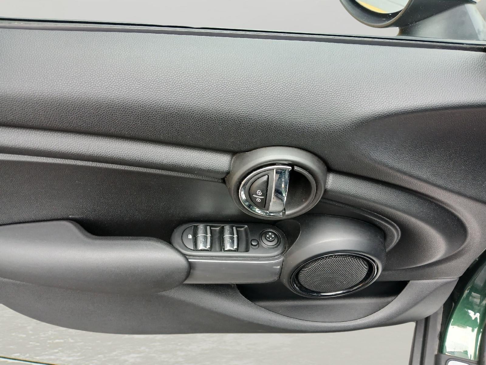 2018 MINI HARDTOP 4 DOOR COOPER FWD