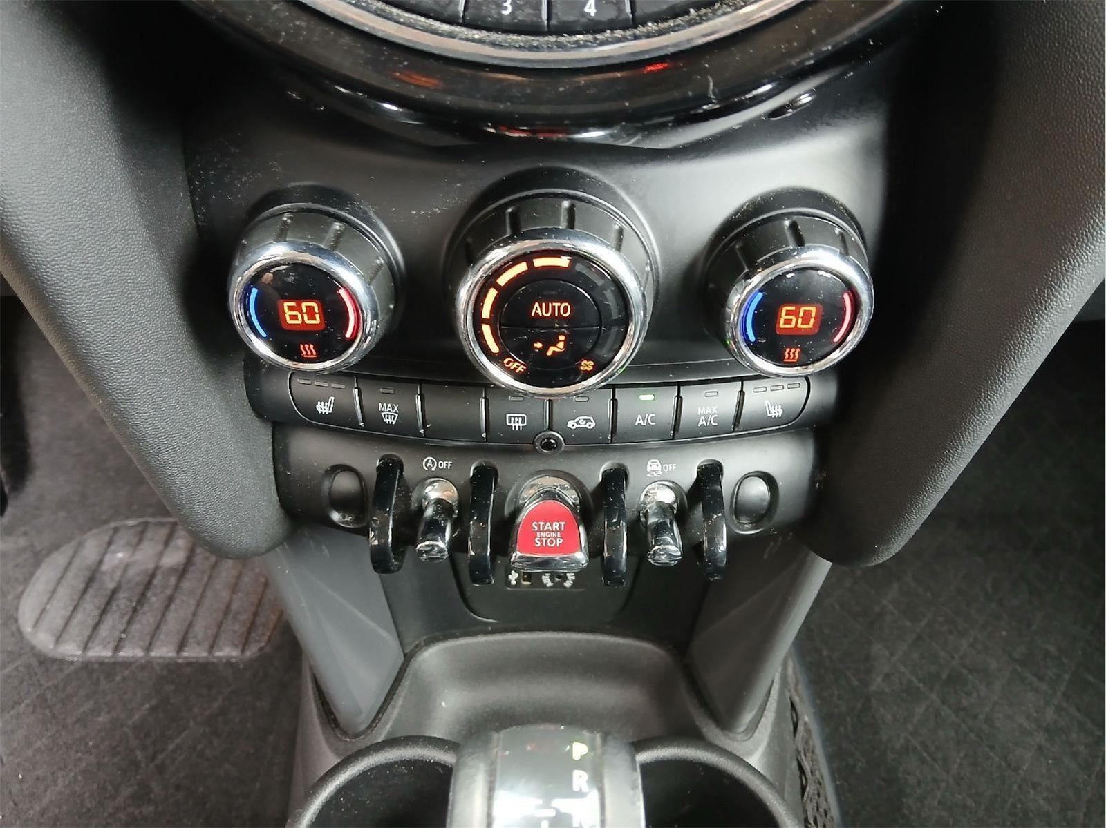 2018 MINI HARDTOP 4 DOOR COOPER FWD