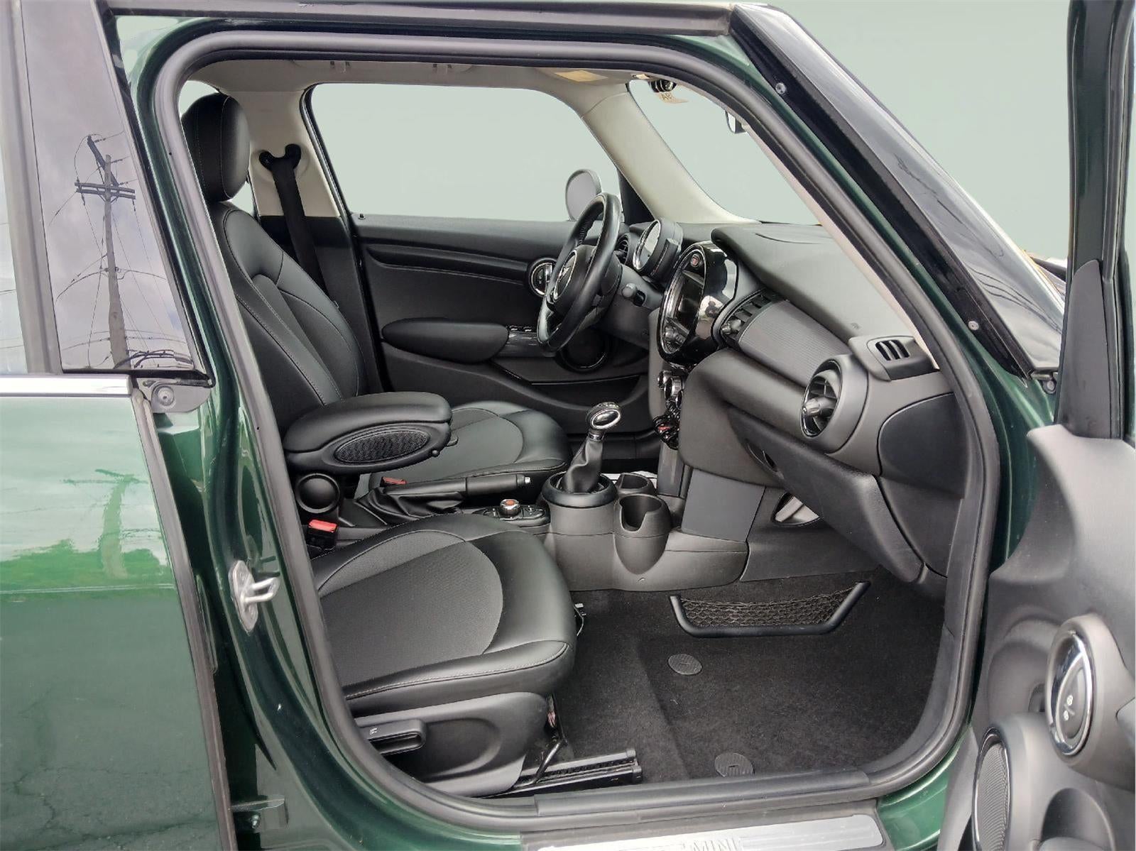 2018 MINI HARDTOP 4 DOOR COOPER FWD