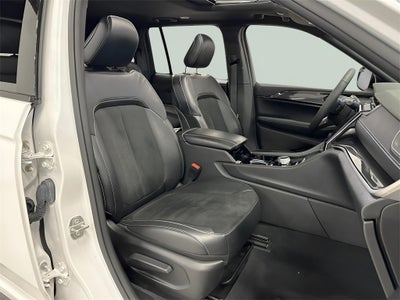 2023 Jeep Grand Cherokee Altitude CarBravo Certified