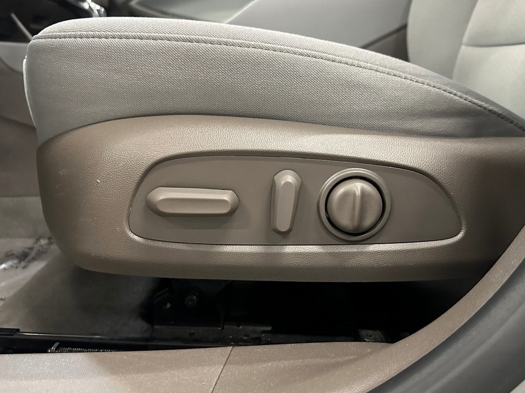 2024 Chevrolet Malibu LT w/ SunRoof CarBravo Certified