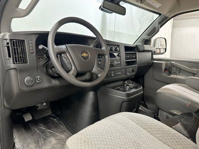 2025 Chevrolet Express 3500 LT 15 Passenger CarBravo Certified