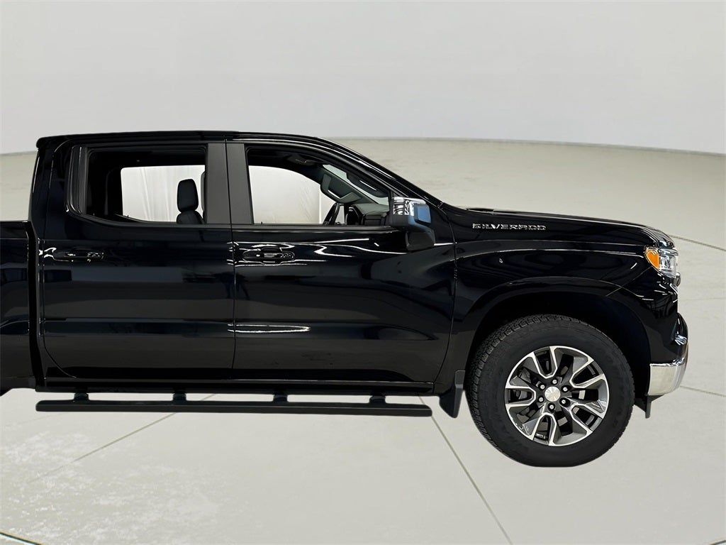 2024 Chevrolet Silverado 1500 LT CarBravo