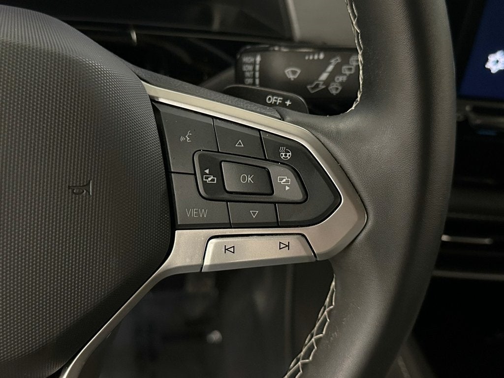 2025 Volkswagen Atlas Cross Sport 2.0T SE w/Technology CarBravo Certified