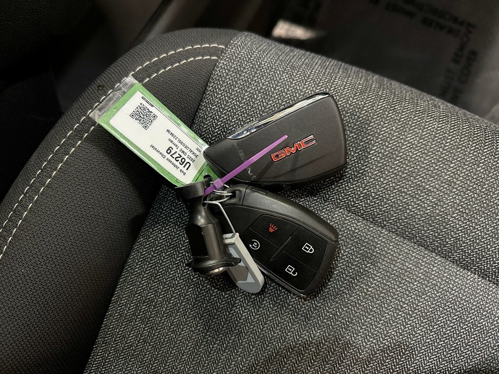 2025 GMC Terrain Elevation CarBravo Certified