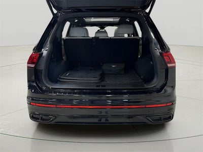 2022 Volkswagen Tiguan 2.0T SE R-Line Black CarBravo