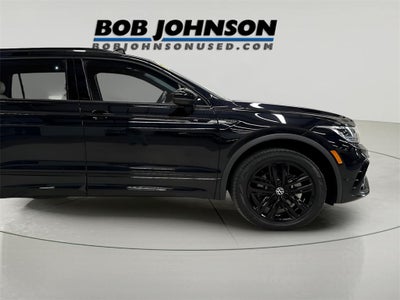2022 Volkswagen Tiguan 2.0T SE R-Line Black CarBravo