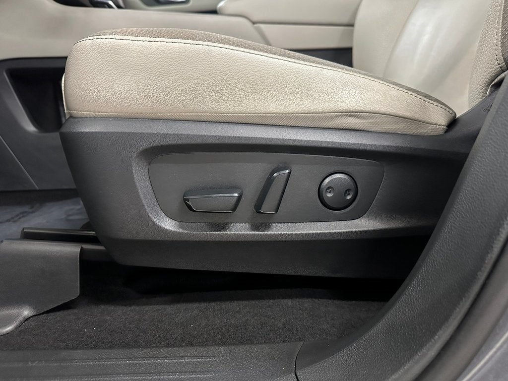 2024 Nissan Pathfinder SL CarBravo Certified