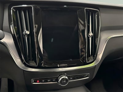 2025 Volvo S60 B5 Core CarBravo