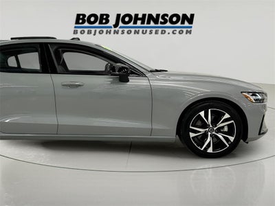 2025 Volvo S60 B5 Core CarBravo