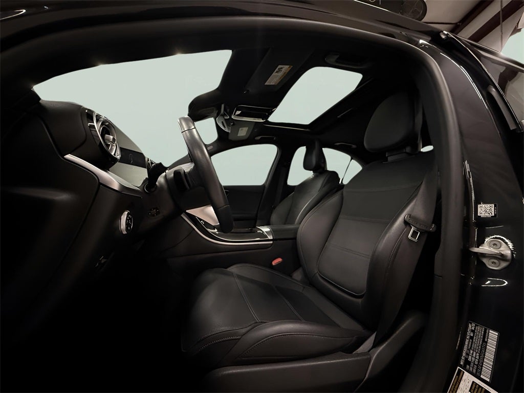 2022 Mercedes-Benz C-Class C 300 4MATIC® CarBravo