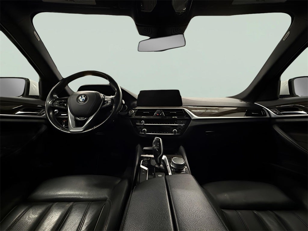 2019 BMW 5 Series 530i xDrive CarBravo