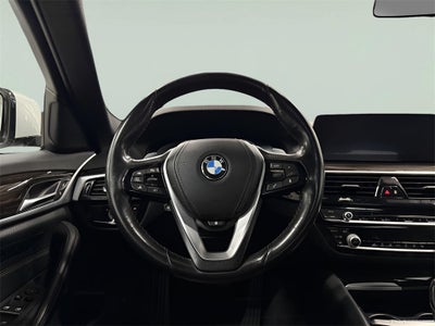 2019 BMW 5 Series 530i xDrive CarBravo