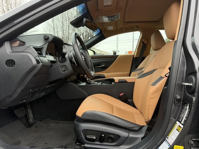 2023 Lexus ES ES 250