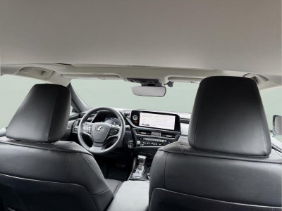 2024 Lexus ES 300h 