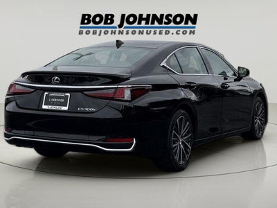 2024 Lexus ES 300h 