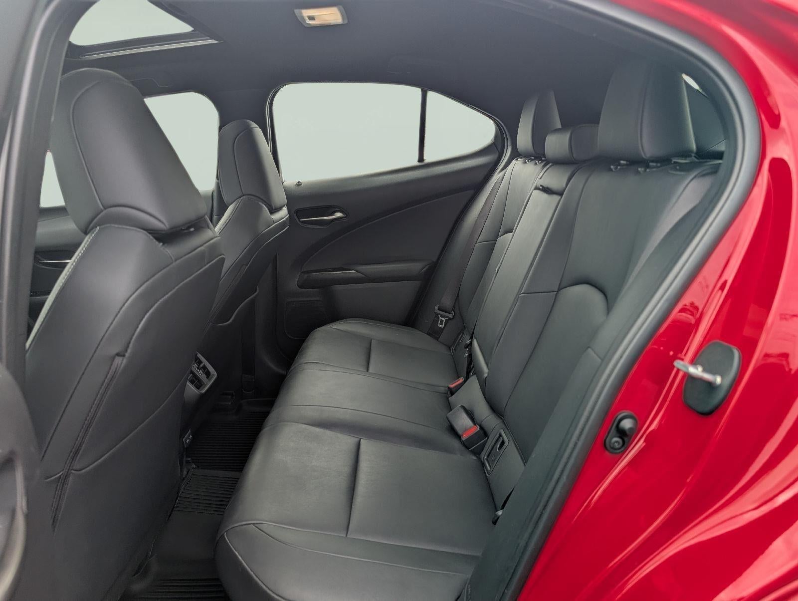 2024 Lexus UX 250h PREMIUM AWD