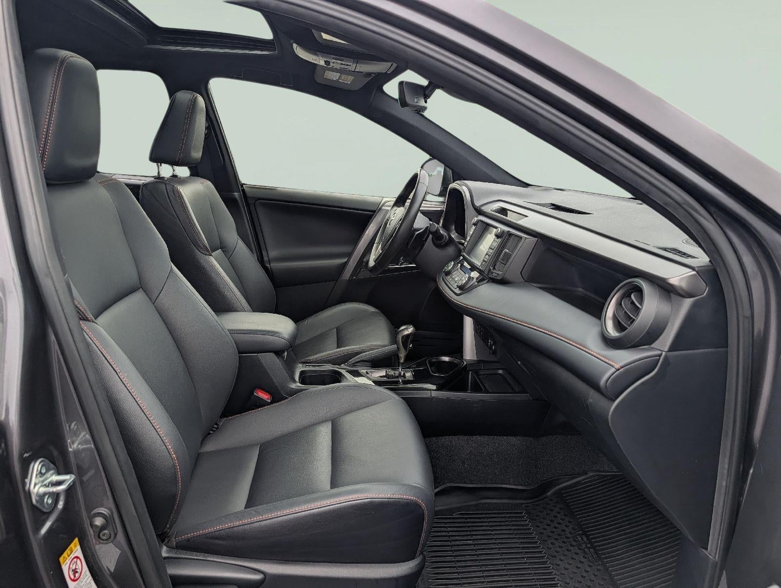 2018 Toyota RAV4 SE