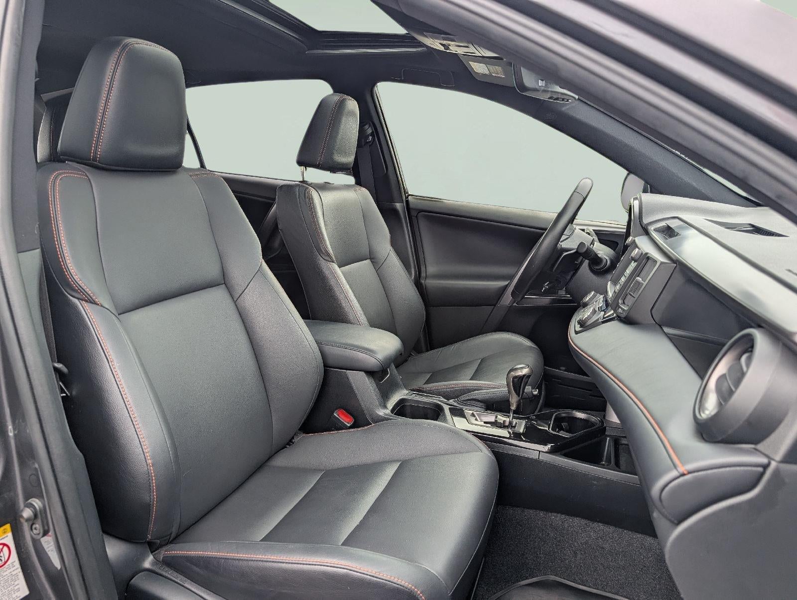 2018 Toyota RAV4 SE