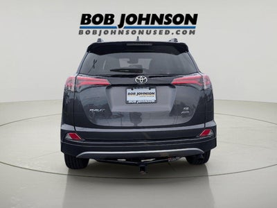 2018 Toyota RAV4 SE