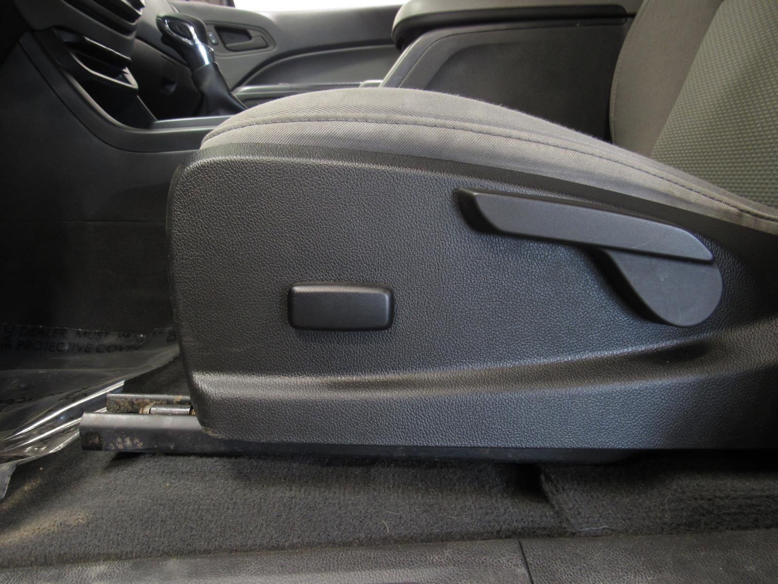 2022 Chevrolet Colorado WT