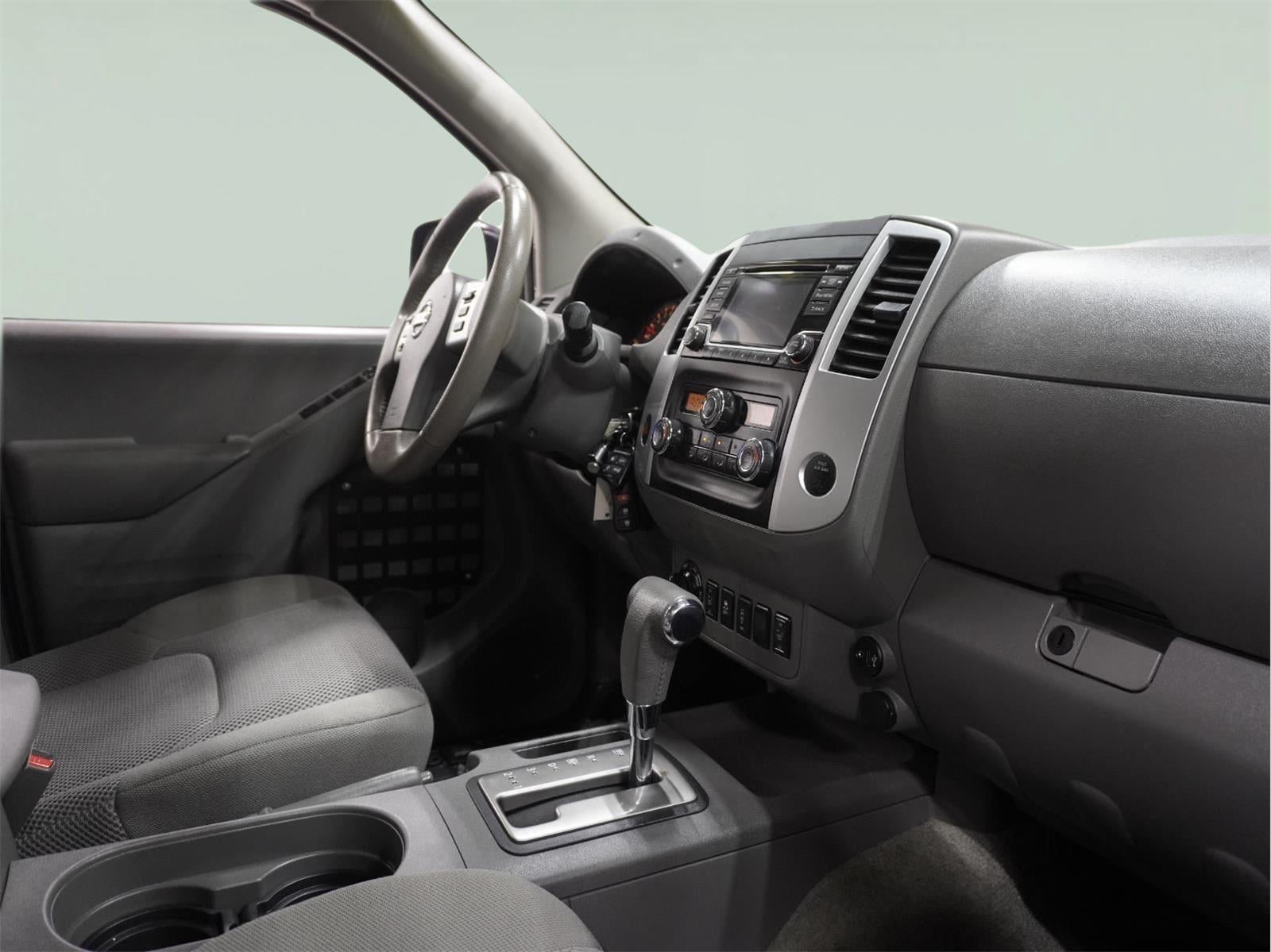 2017 Nissan Frontier SV V6