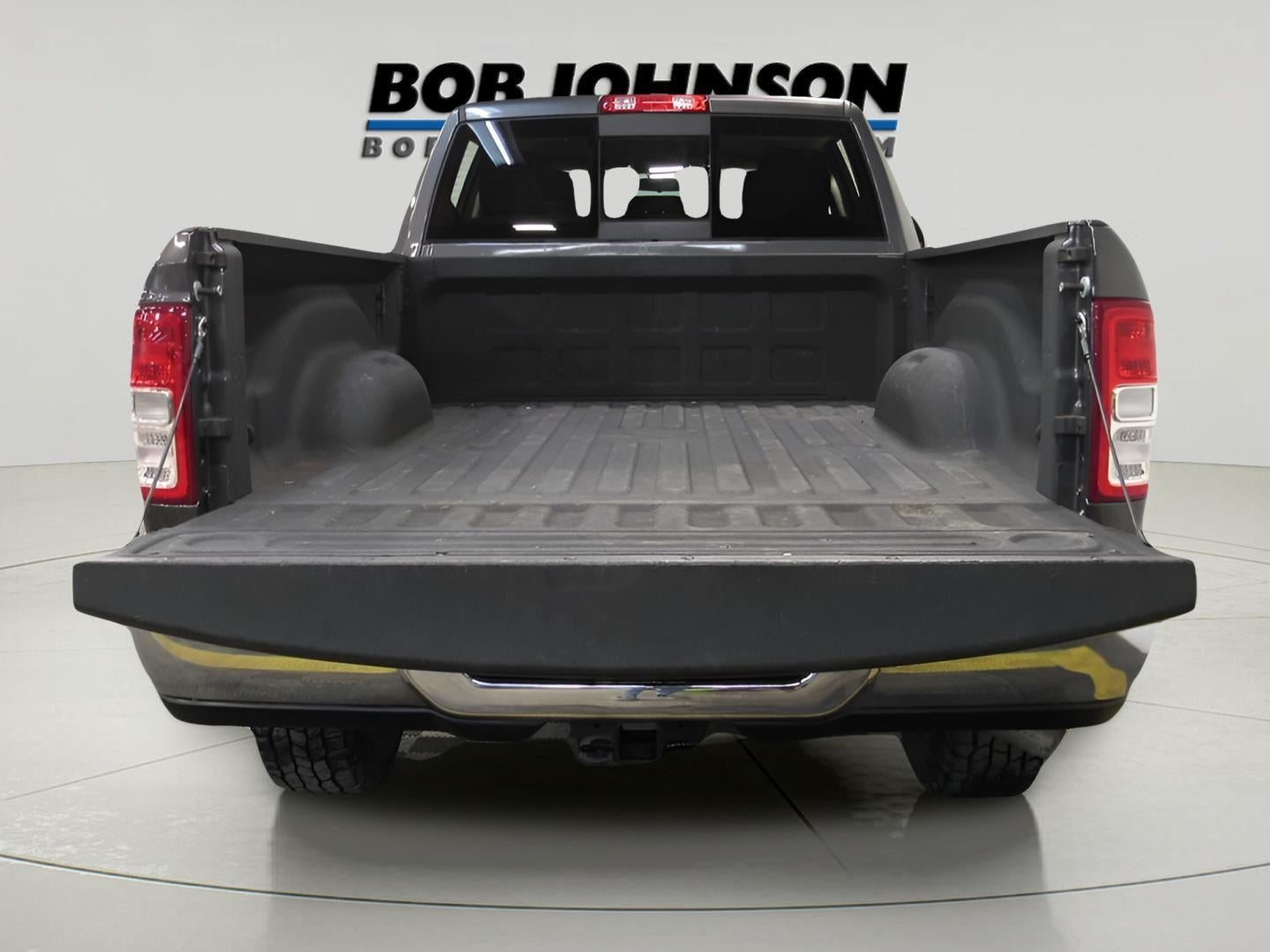 2020 RAM 2500 Tradesman Crew Cab 4X4 6'4" Box