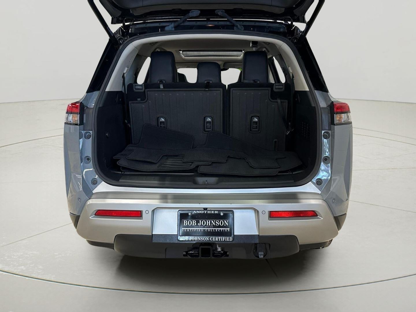 2023 Nissan Pathfinder Platinum 4WD