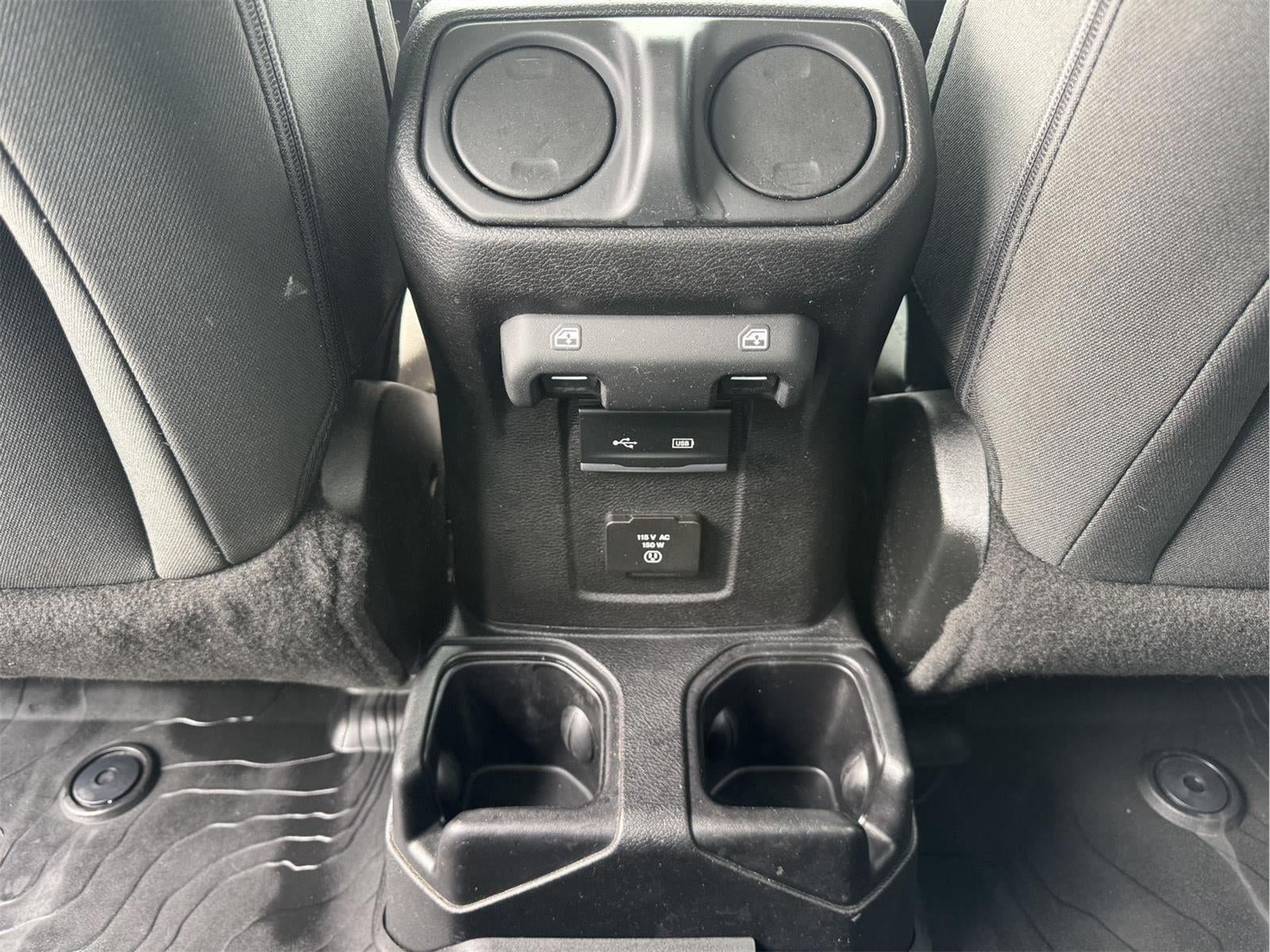 2018 Jeep Wrangler Unlimited Sahara 4x4