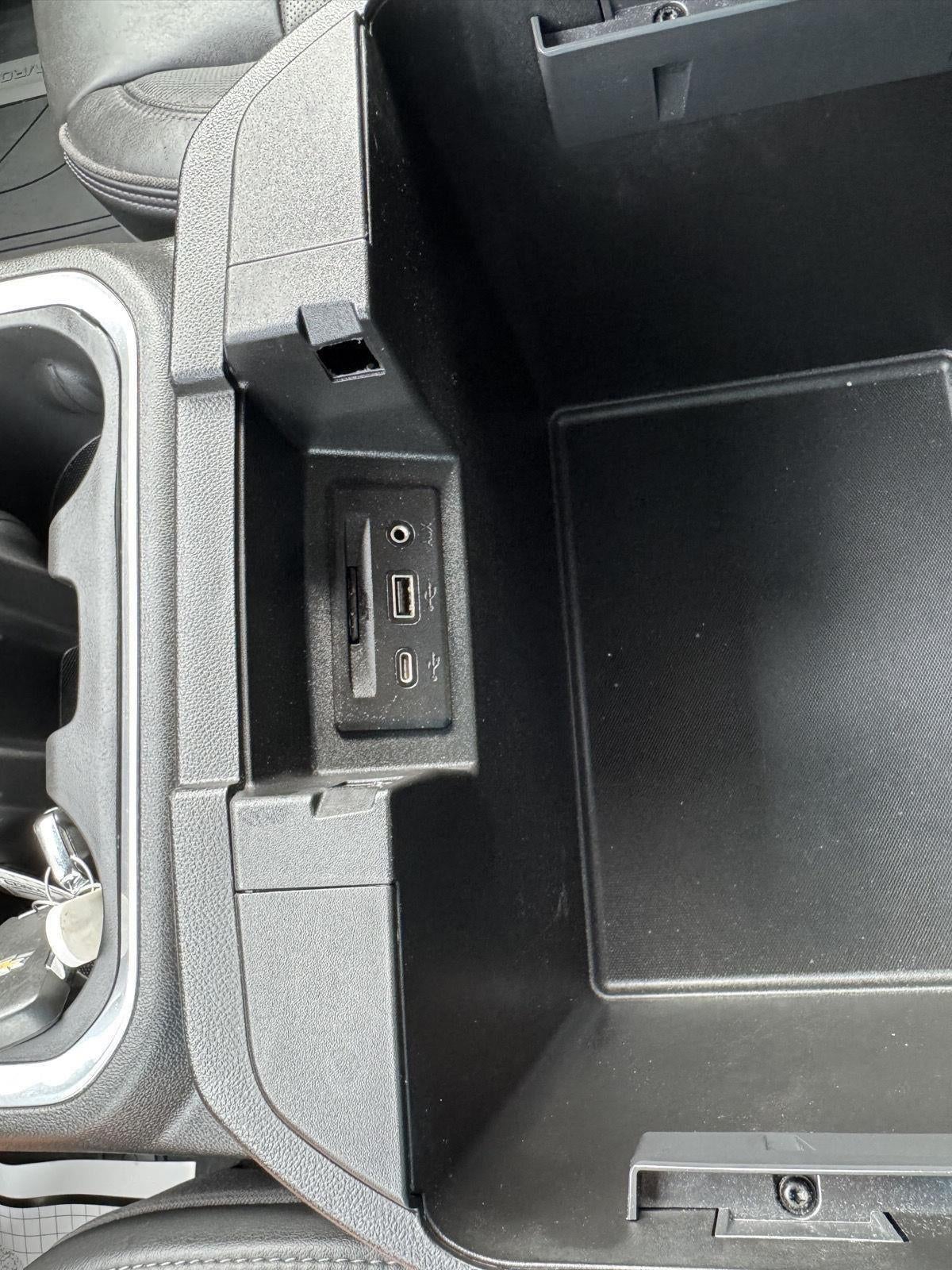 2023 Chevrolet Silverado 3500 HD High Country