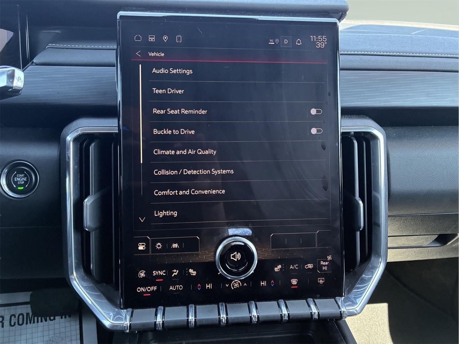 2025 GMC Acadia Elevation