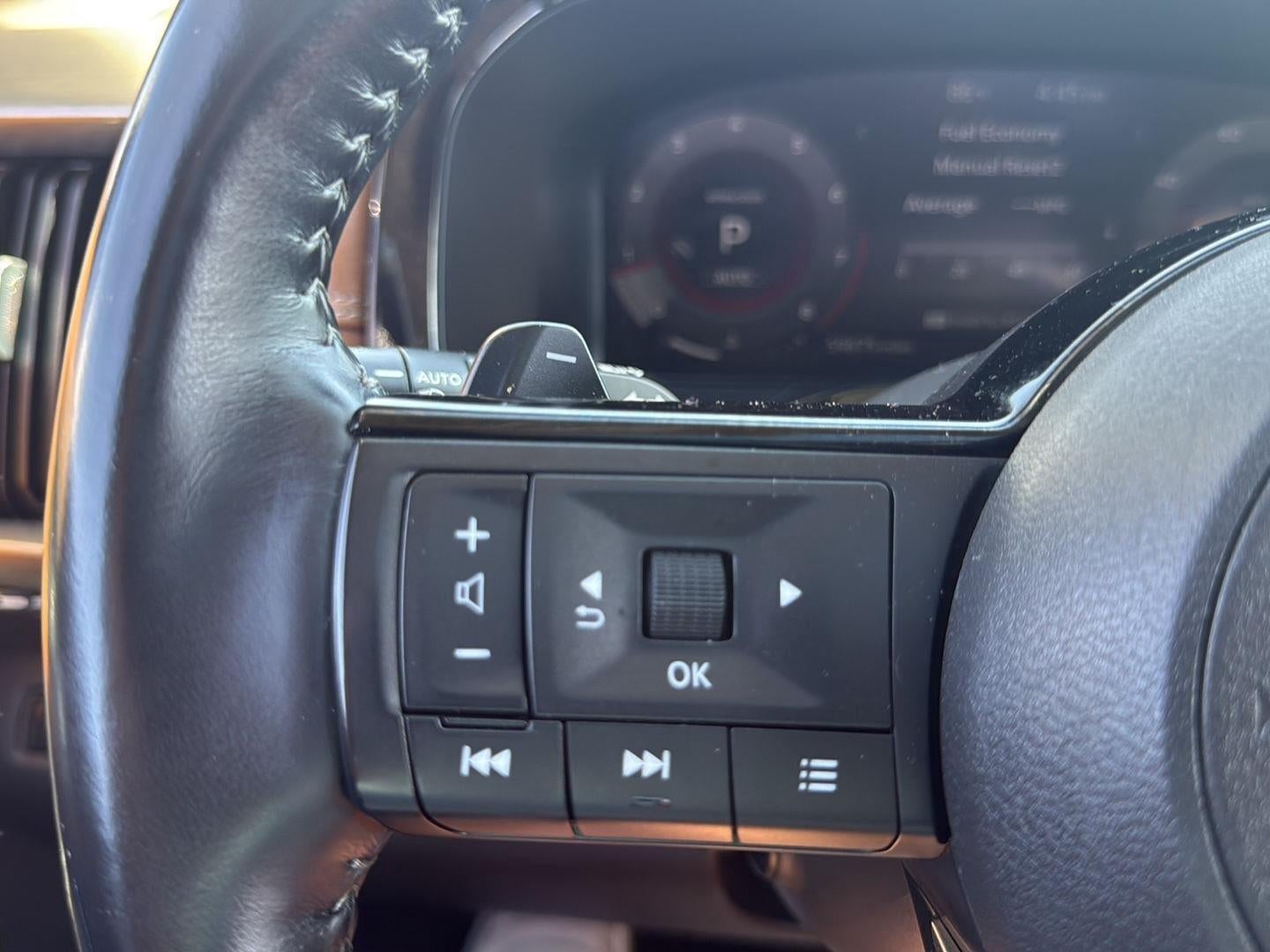 2022 Nissan Pathfinder Platinum 4WD