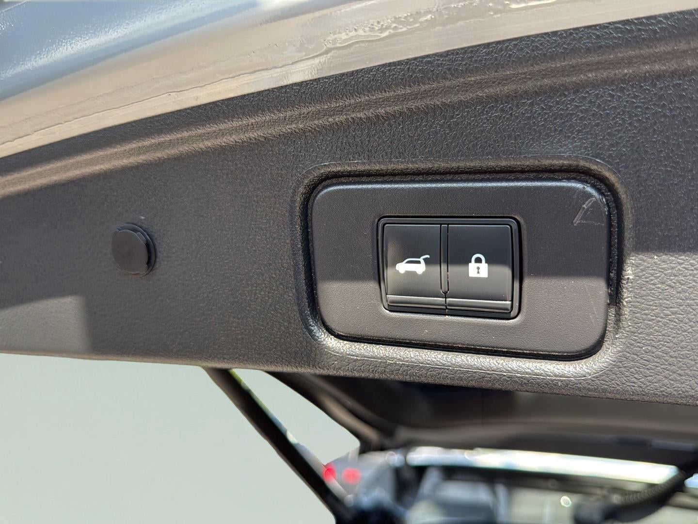2022 Nissan Pathfinder Platinum 4WD