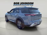2022 Nissan Pathfinder Platinum 4WD