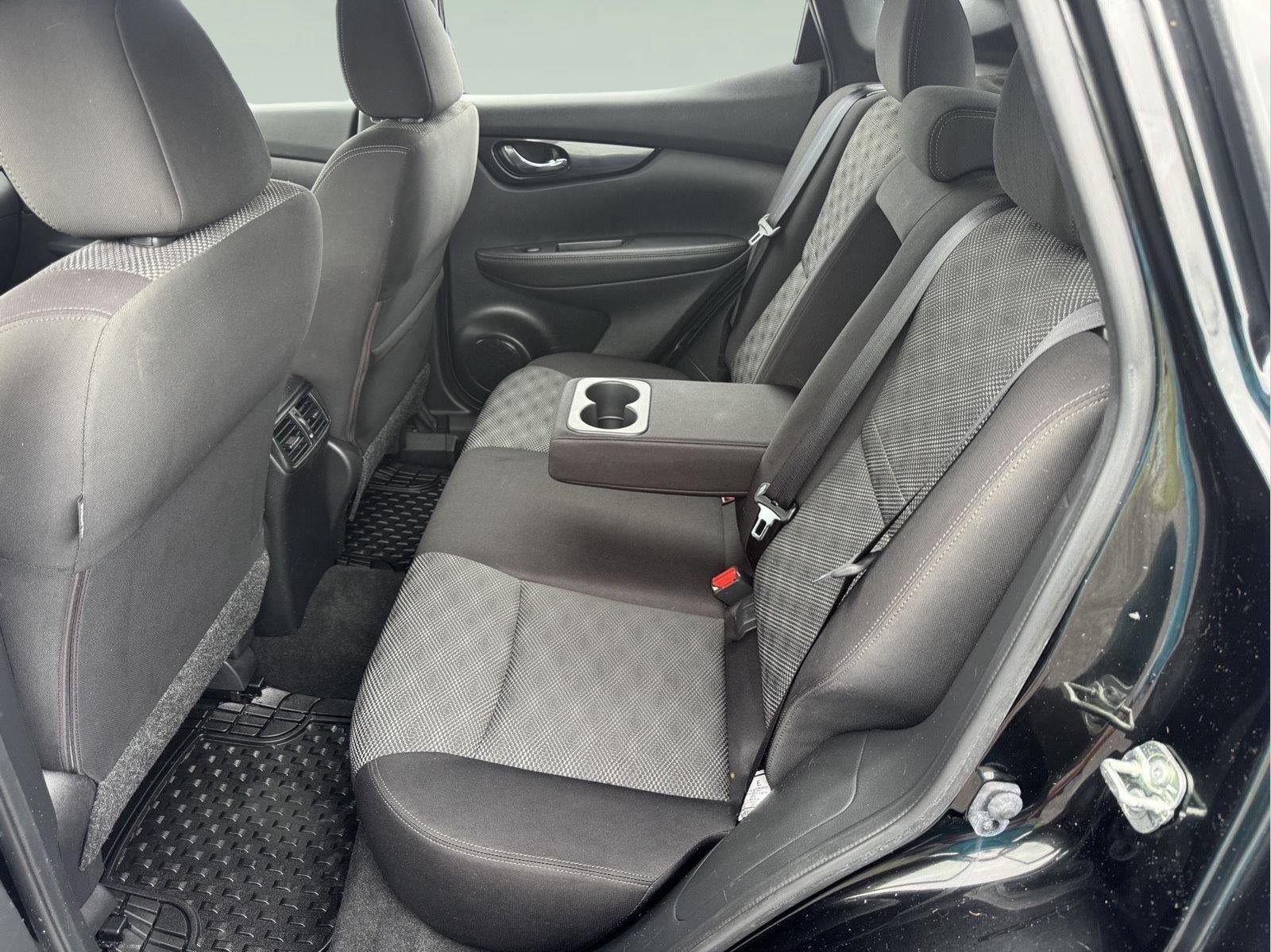 2018 Nissan Rogue Sport SV