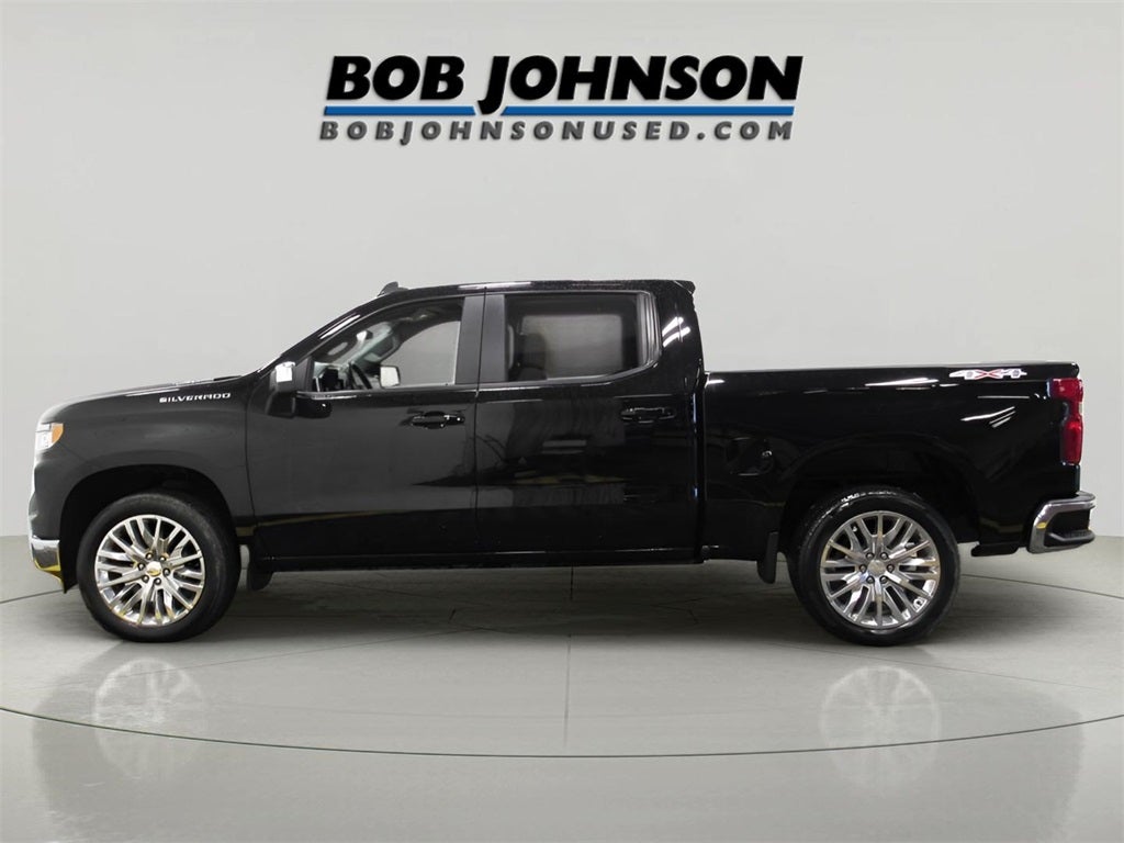 2025 Chevrolet Silverado 1500 LT w/ 22" Wheels *CarBravo Certified*