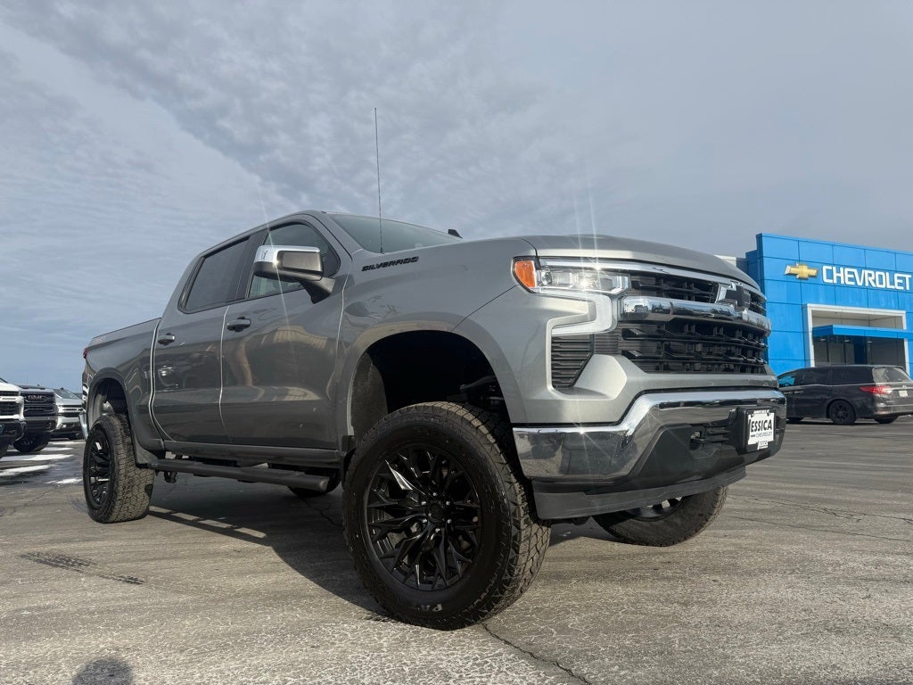 2025 Chevrolet Silverado 1500 LT Leather Lifted Loaded 20" Fuel Wheels 6" RC Lift!