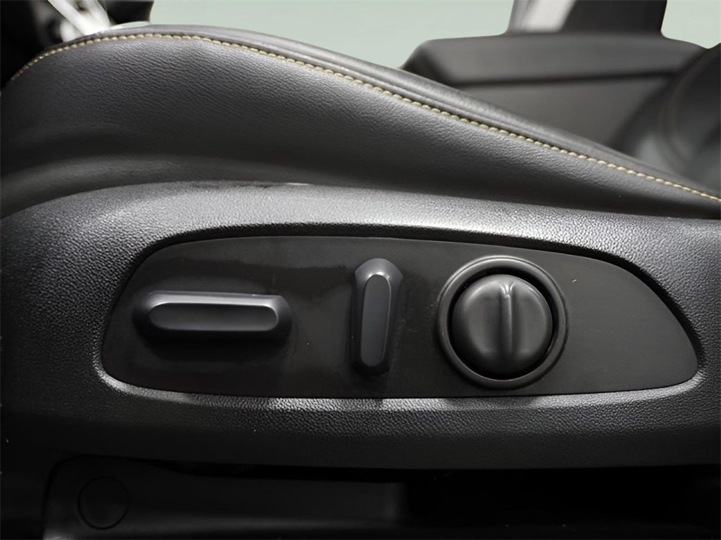 2023 Chevrolet Traverse LT Leather *CarBravo Certified*