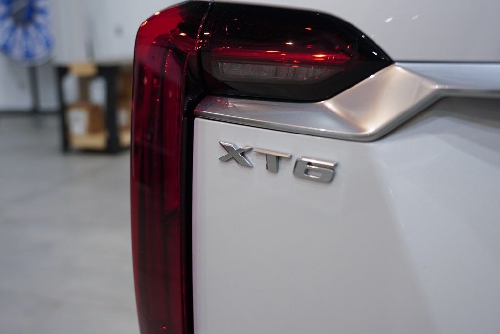2023 Cadillac XT6 Premium Luxury 2nd Row Bucket Seats Cadillac Certified Pre-Owned