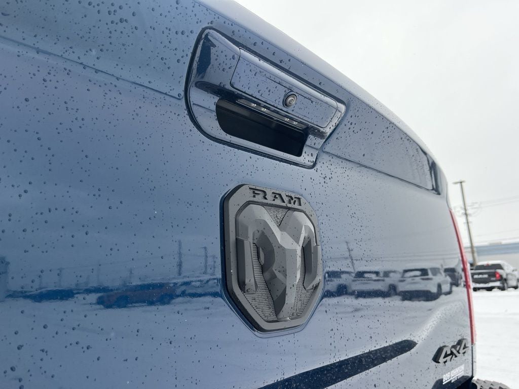 2024 RAM 2500 Big Horn LVL 1 NIGHT EDITION