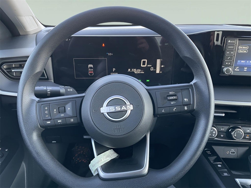 2025 Nissan Kicks S