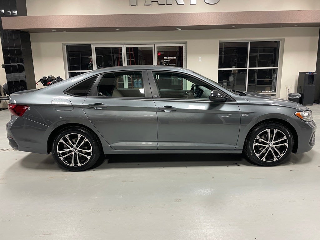 2024 Volkswagen Jetta 1.5T Sport Certified
