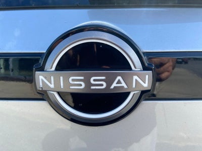 2023 Nissan Pathfinder SL 1 Owner Clean auto check V6 4WD