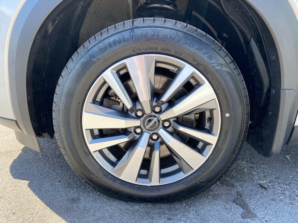 2023 Nissan Pathfinder SL 1 Owner Clean auto check V6 4WD