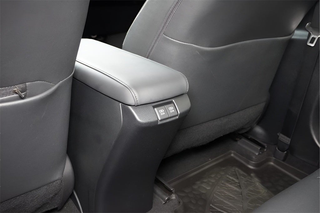 2020 Toyota Prius Prime XLE 55 MPG!!!