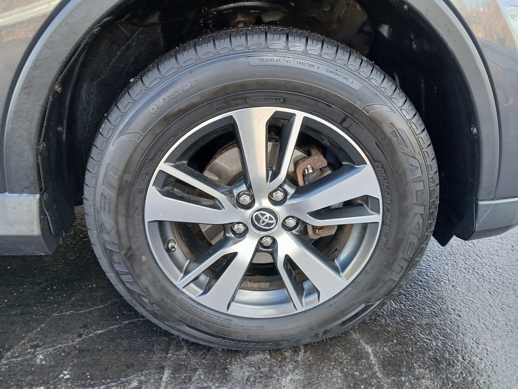 2018 Toyota RAV4 XLE