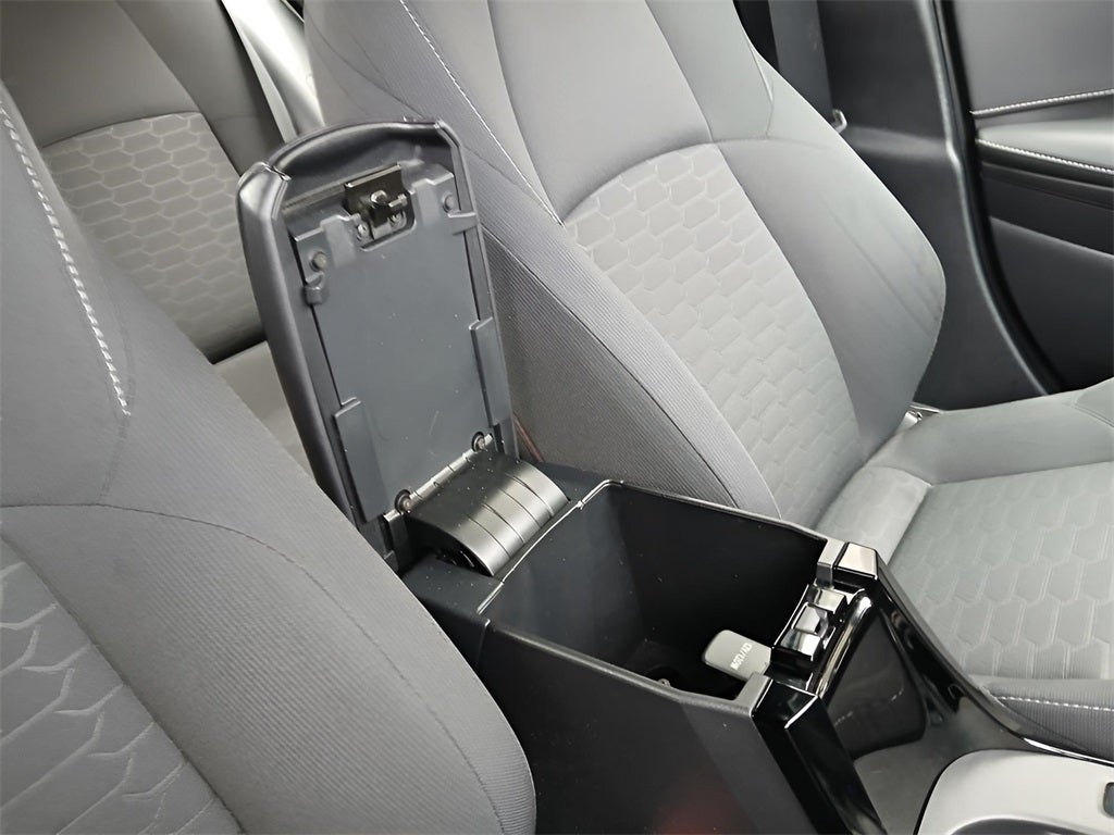 2023 Toyota Corolla Hatchback SE