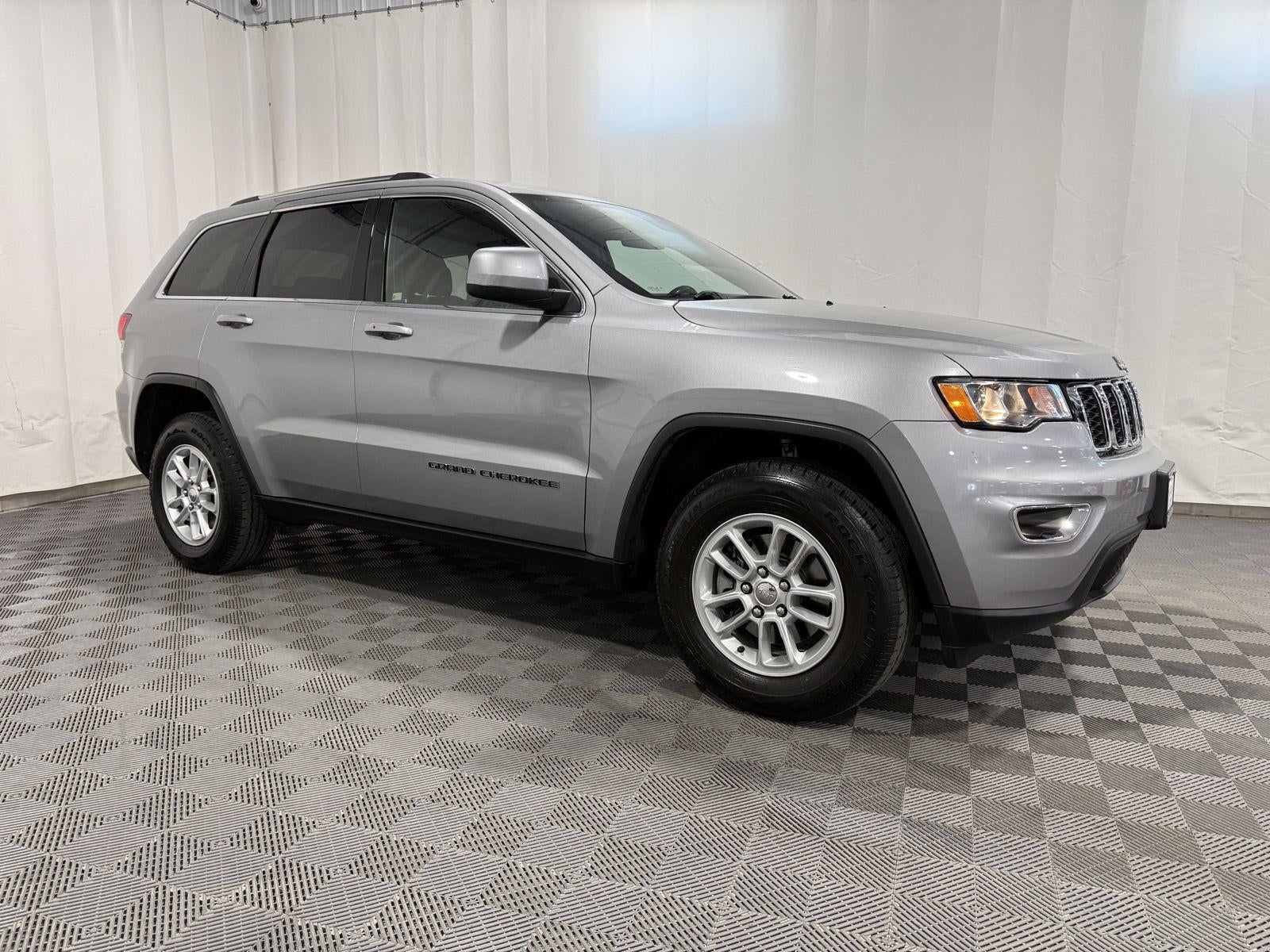 2020 Jeep Grand Cherokee Laredo E 4x2