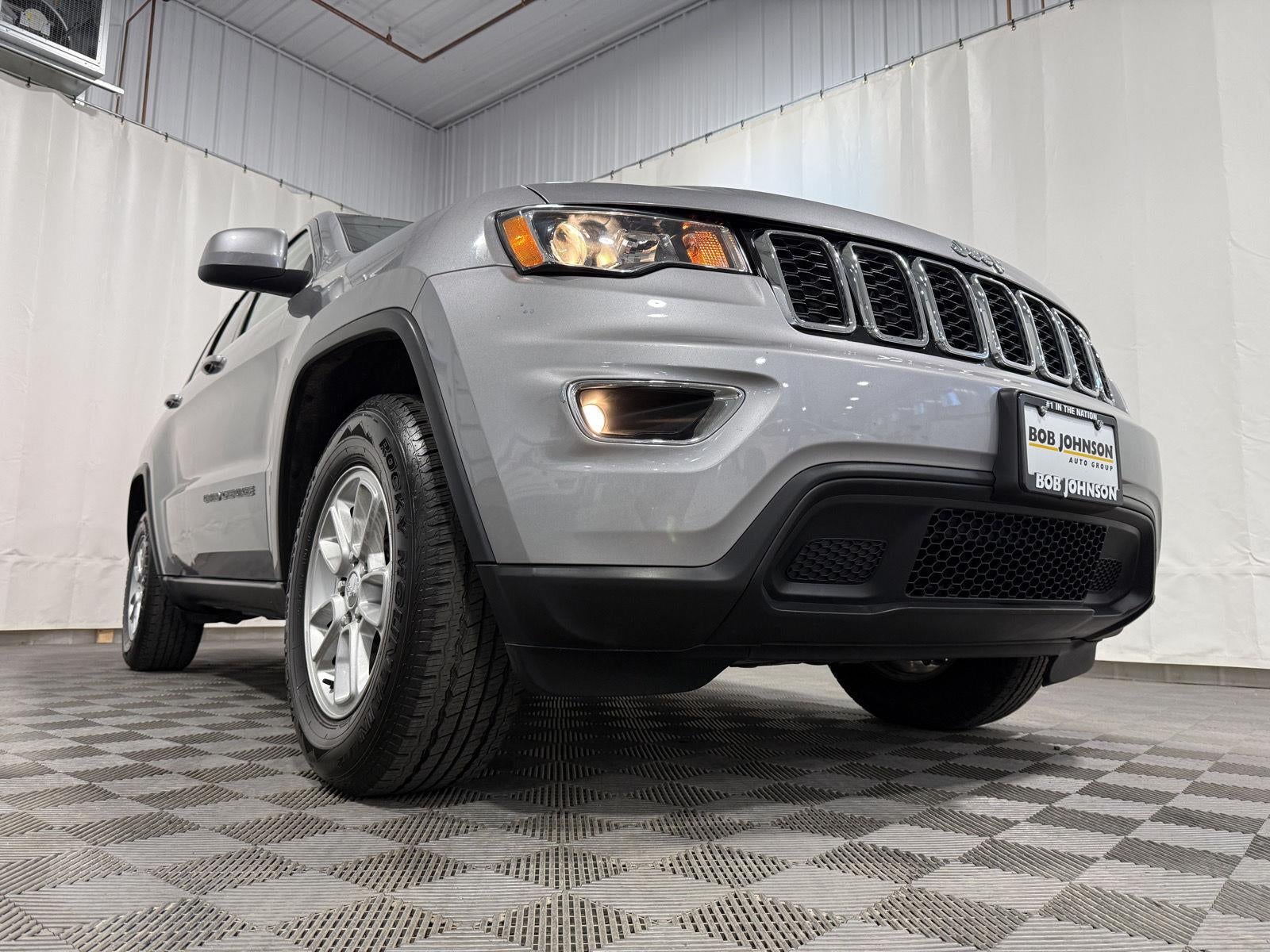 2020 Jeep Grand Cherokee Laredo E 4x2