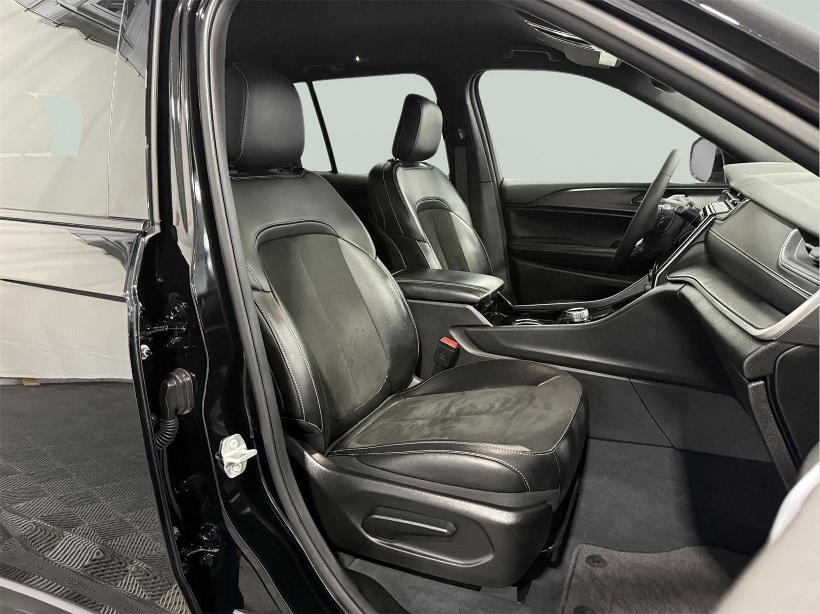 2023 Jeep Grand Cherokee Altitude 4x4